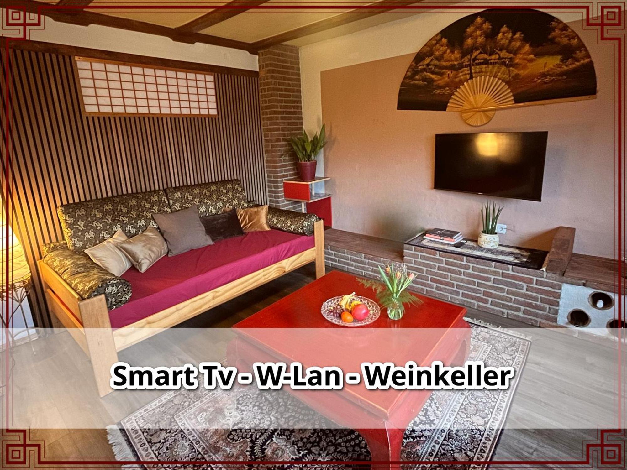 Smallsaigon Apartment Mit Guter Anbindung Zwischen Mosel Und Rhein Leiningen エクステリア 写真